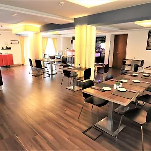 Flair 3*, Salzburgo Austria