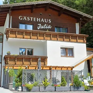 Julia Ischgl